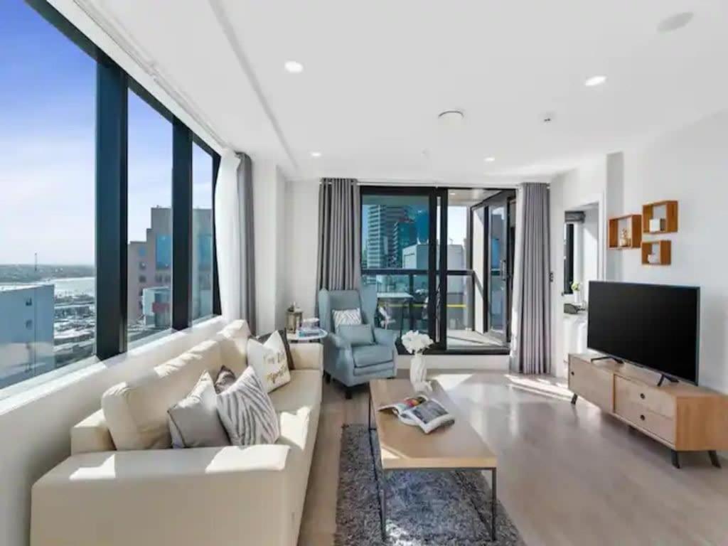 Just Opposite To Sky Tower , 2 Bed 2 Bath In Cbd Lejlighed Auckland Eksteriør billede